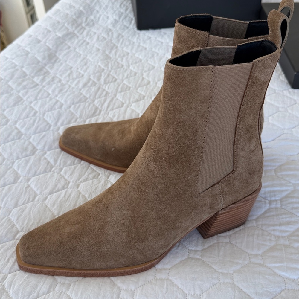 rag & bone women’s Camel Suede Joni Chelsea Boots in Tan - Picture 11 of 11